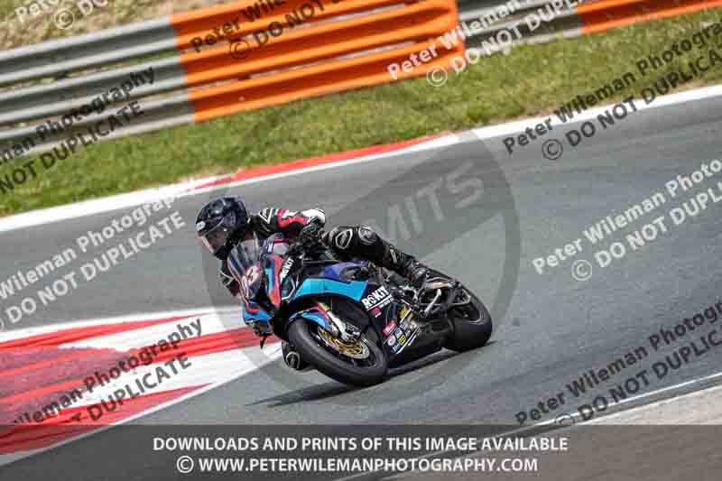 cadwell no limits trackday;cadwell park;cadwell park photographs;cadwell trackday photographs;enduro digital images;event digital images;eventdigitalimages;navarra;no limits trackdays;peter wileman photography;racing digital images;trackday digital images;trackday photos